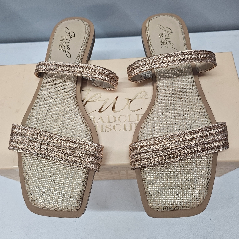 Jewel Badgley Mischka Women's Tan Sandals NEW Size 7.5 Rose Gold - Picture 2 of 5